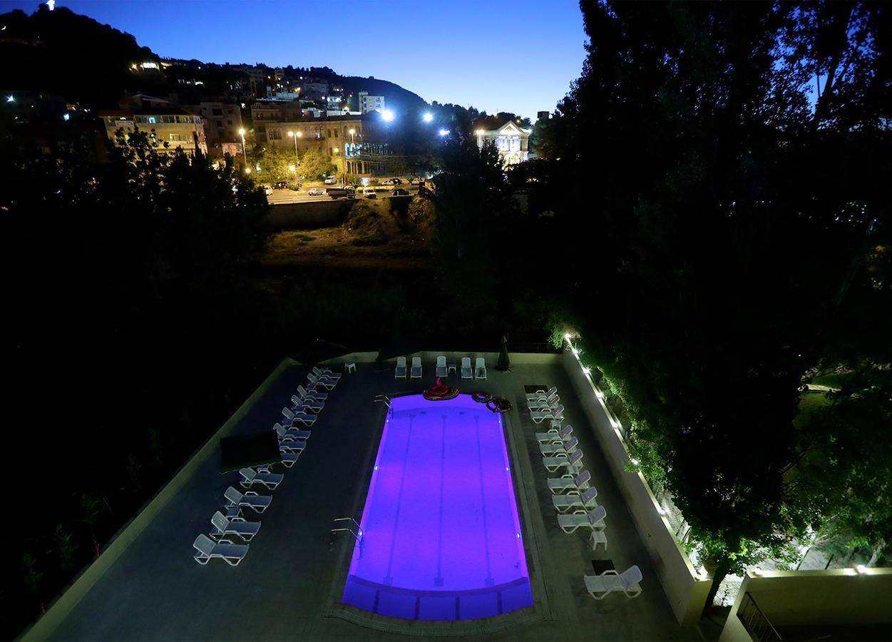 Green Lake Hotel - Jezzîne Exterior photo